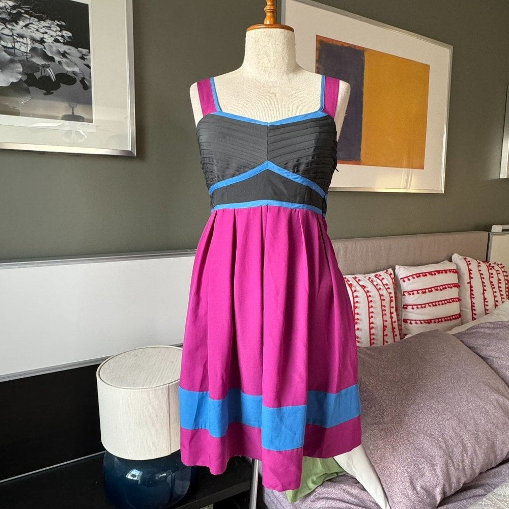 - Kimchi Blue Colorblock Dress Smocked Back Belted Spring Summer XS  - 1D1798